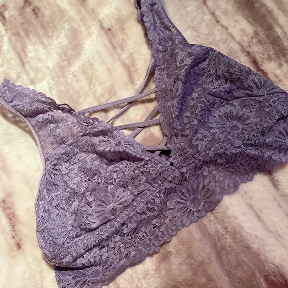 PINK Bralette - Picture 4 of 4